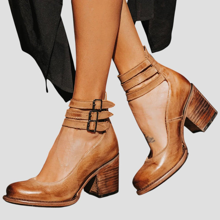 SONIA – MODERN ELEGANCE ORTHOPAEDIC BOOTS