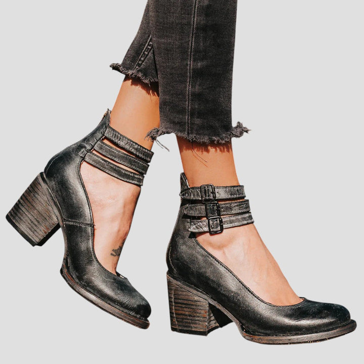 SONIA – MODERN ELEGANCE ORTHOPAEDIC BOOTS