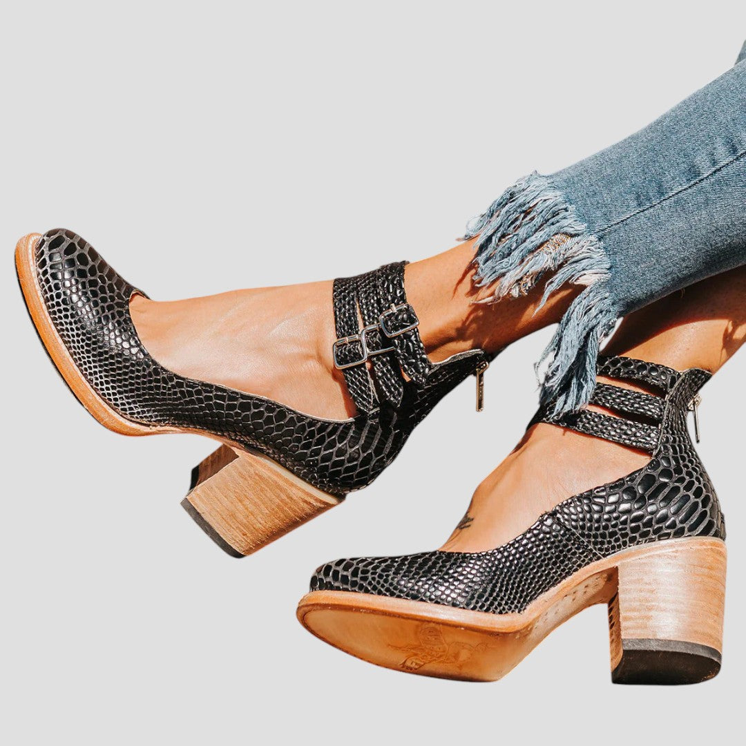 SONIA – MODERN ELEGANCE ORTHOPAEDIC BOOTS